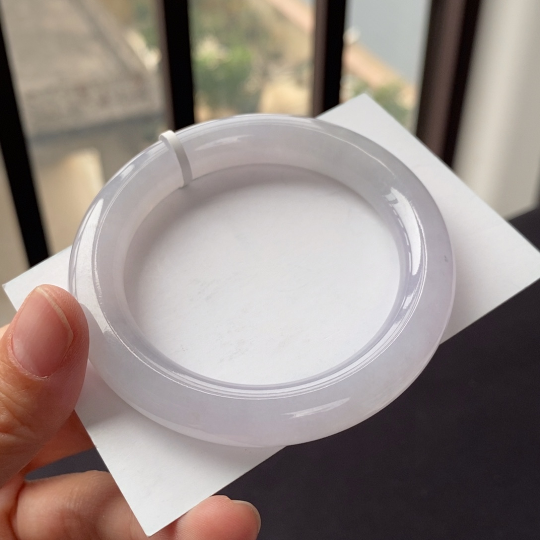 翡翠未镶嵌手镯52.4胖圆冰淡紫