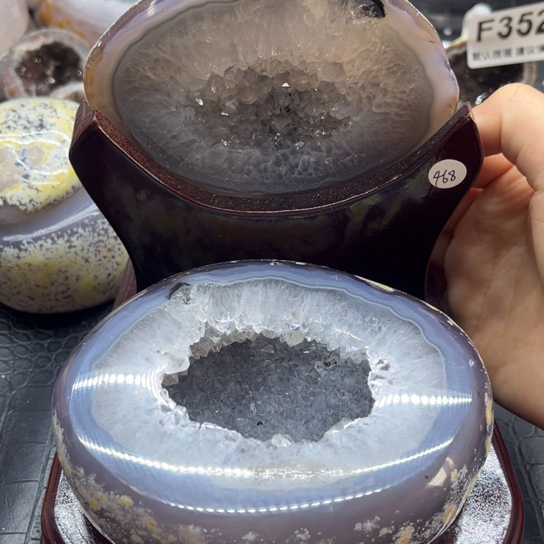 水晶大型摆件（非配饰）未镶嵌