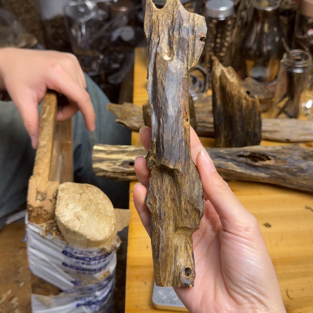 沉香手把件老*红棋品种块料49克