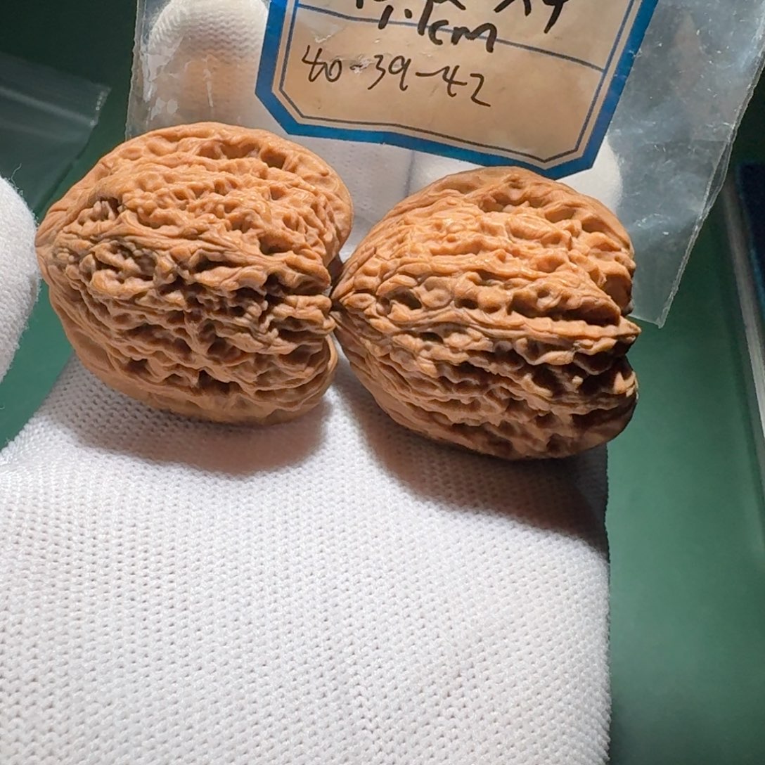 赵****文玩核桃吊坠35号南疆