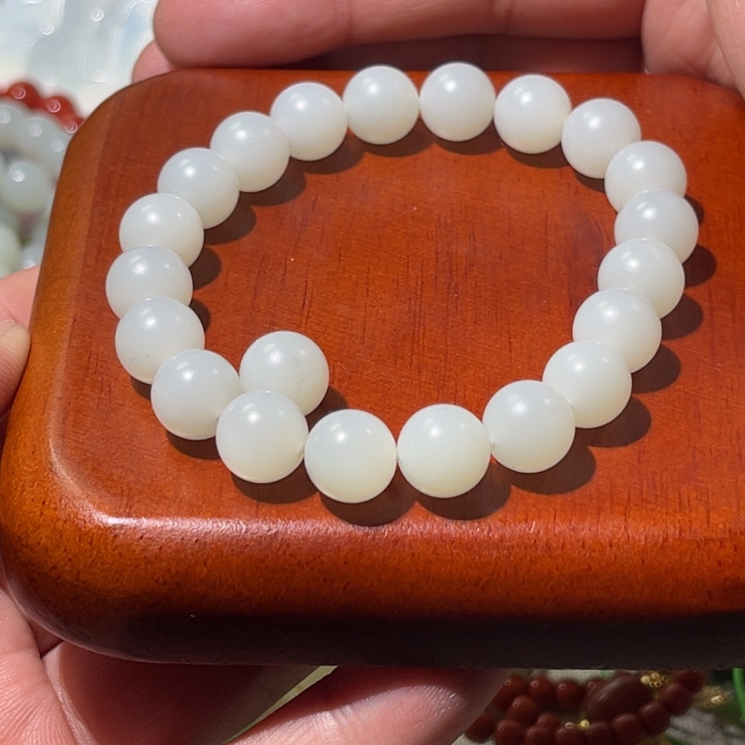 长***留和田玉未镶嵌珠宝半成品米达