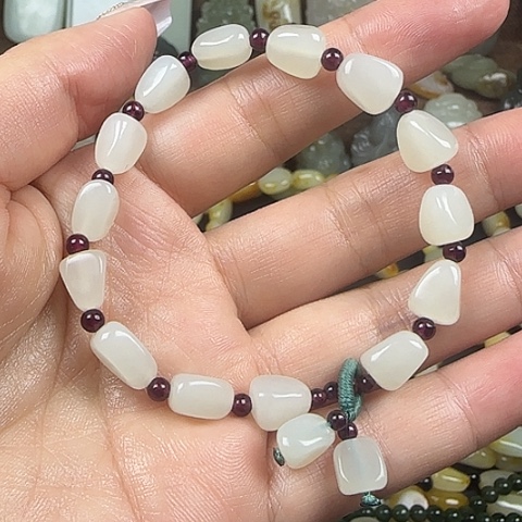 未镶嵌手链和田玉