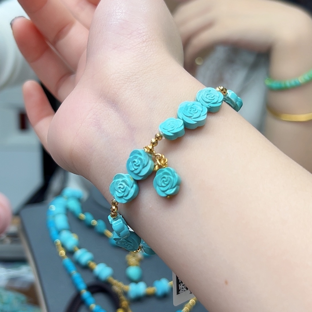 绿松石珠宝奇石18K金镶嵌