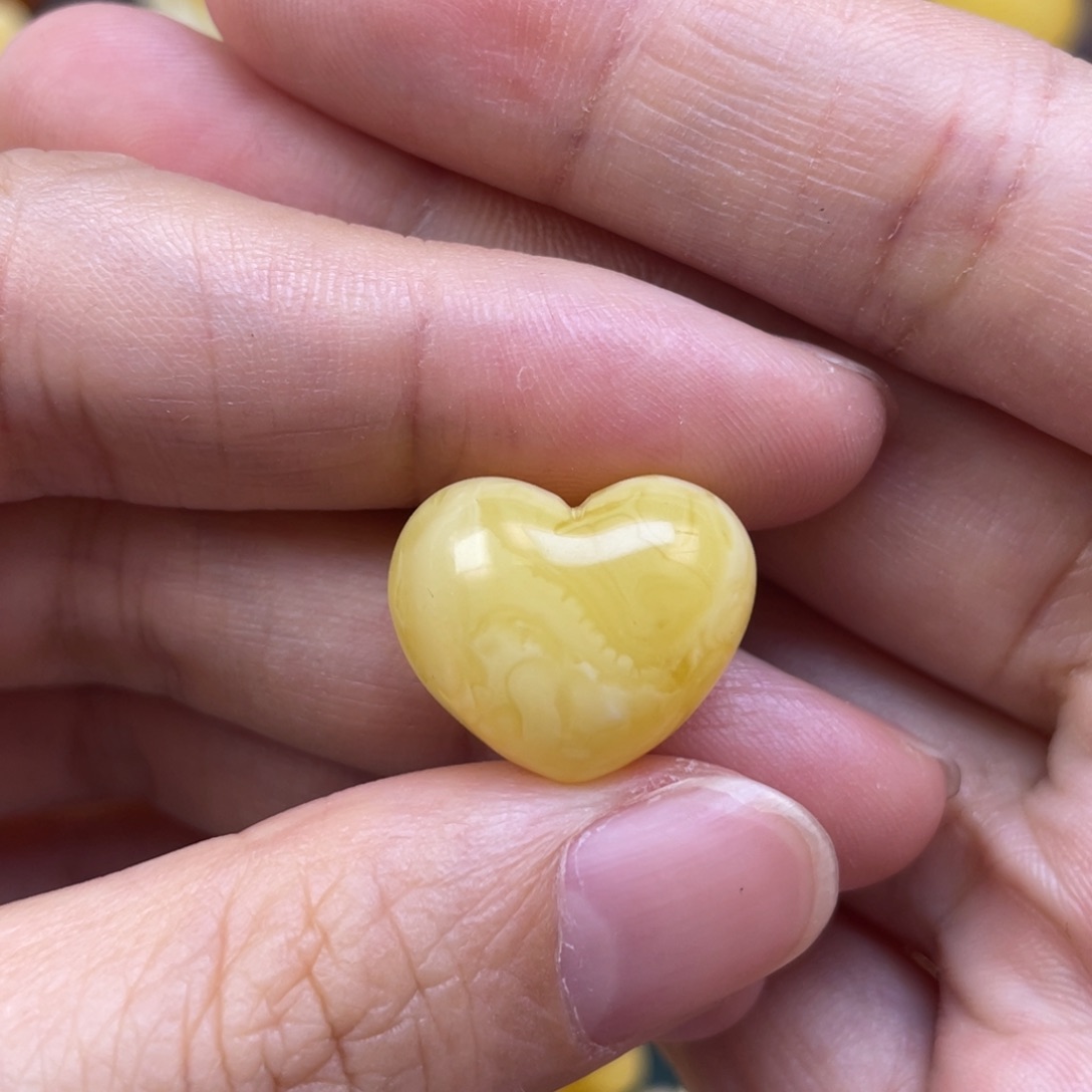 未镶嵌琥珀裸石蜜蜡