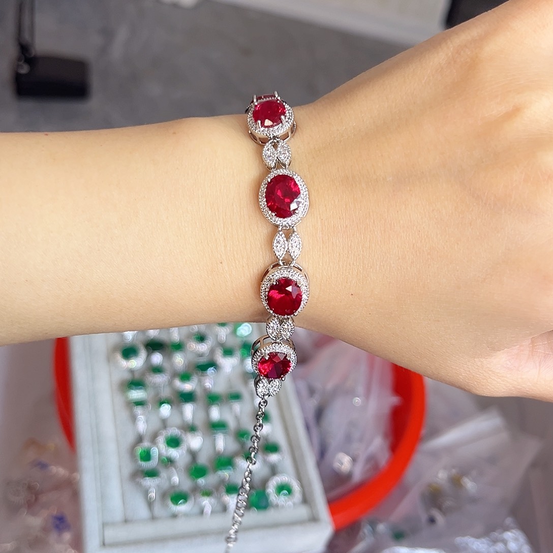 银S925镶嵌手链红宝石