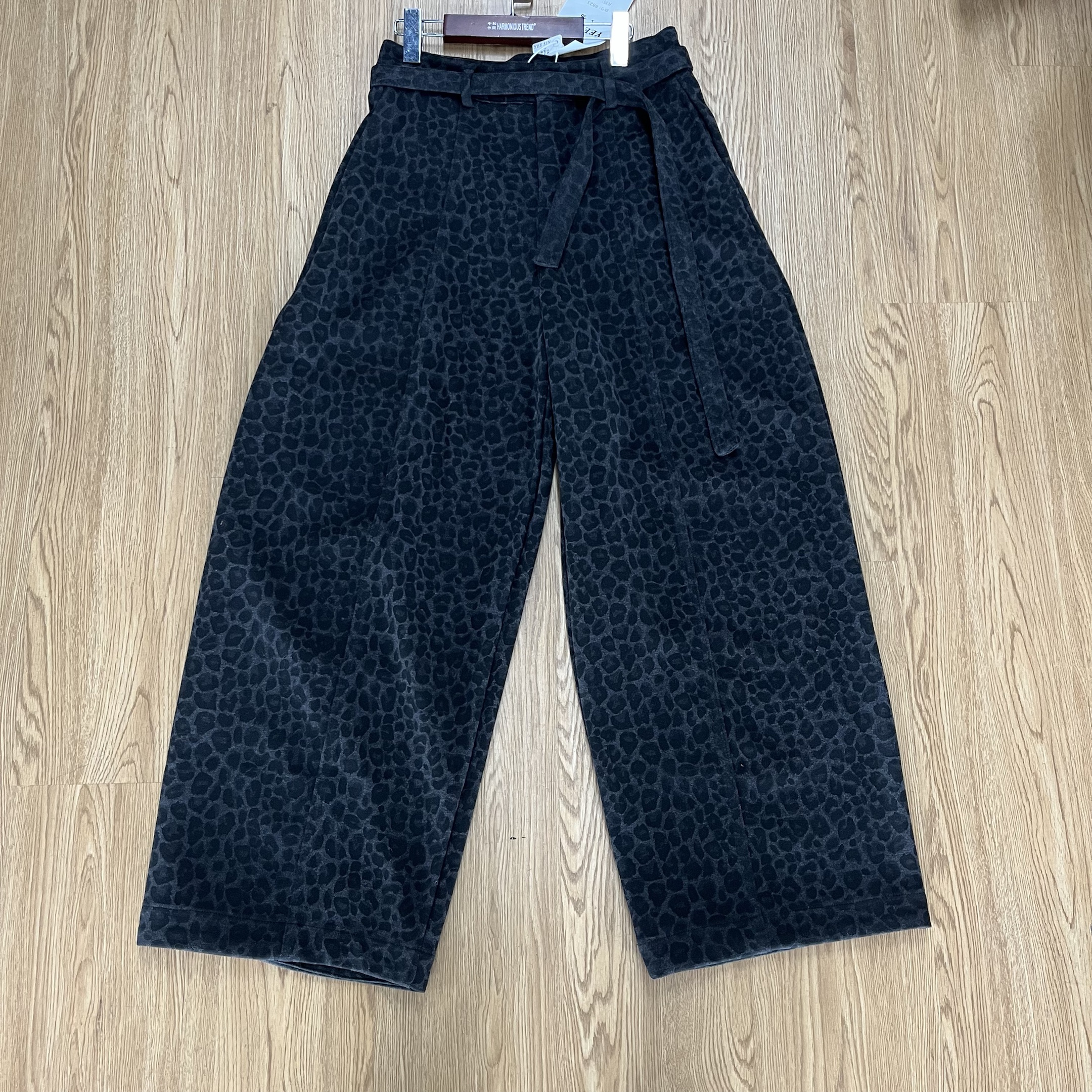 中和休闲灰色直筒裤女25冬新款保温保暖弹力运动休闲裤H64337561