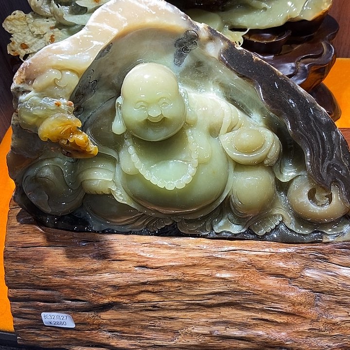 蛇纹石玉（覆膜）珠宝奇石合金
