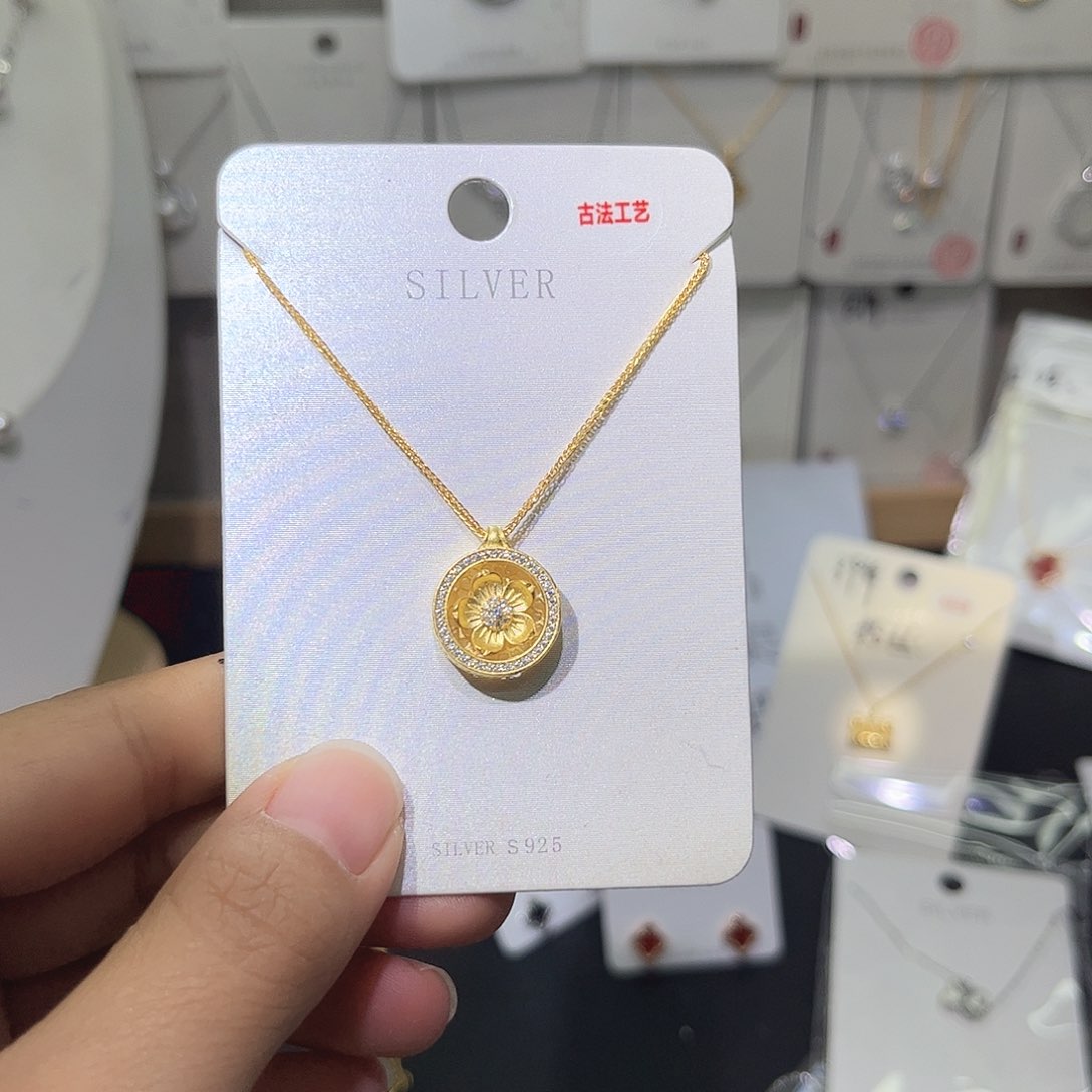 无非金属合成立方氧化锆非金属
