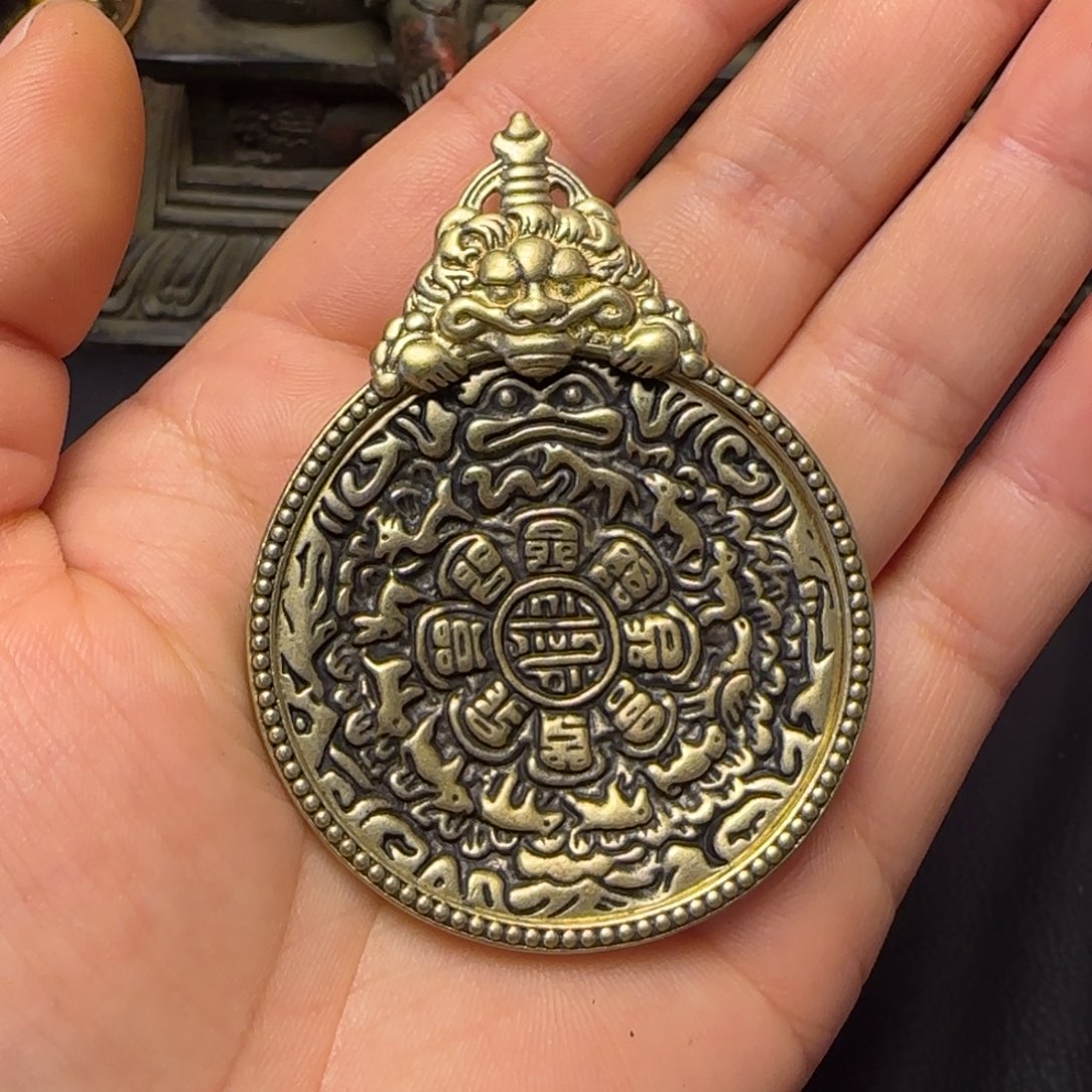 齐***哥泥塑藏传牌子……藏传牌子