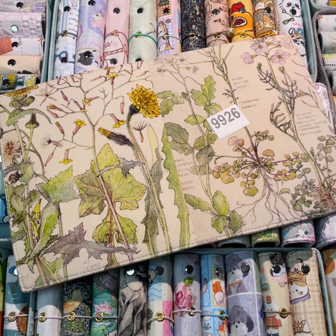 织绣A5 活页不加纸打孔9926