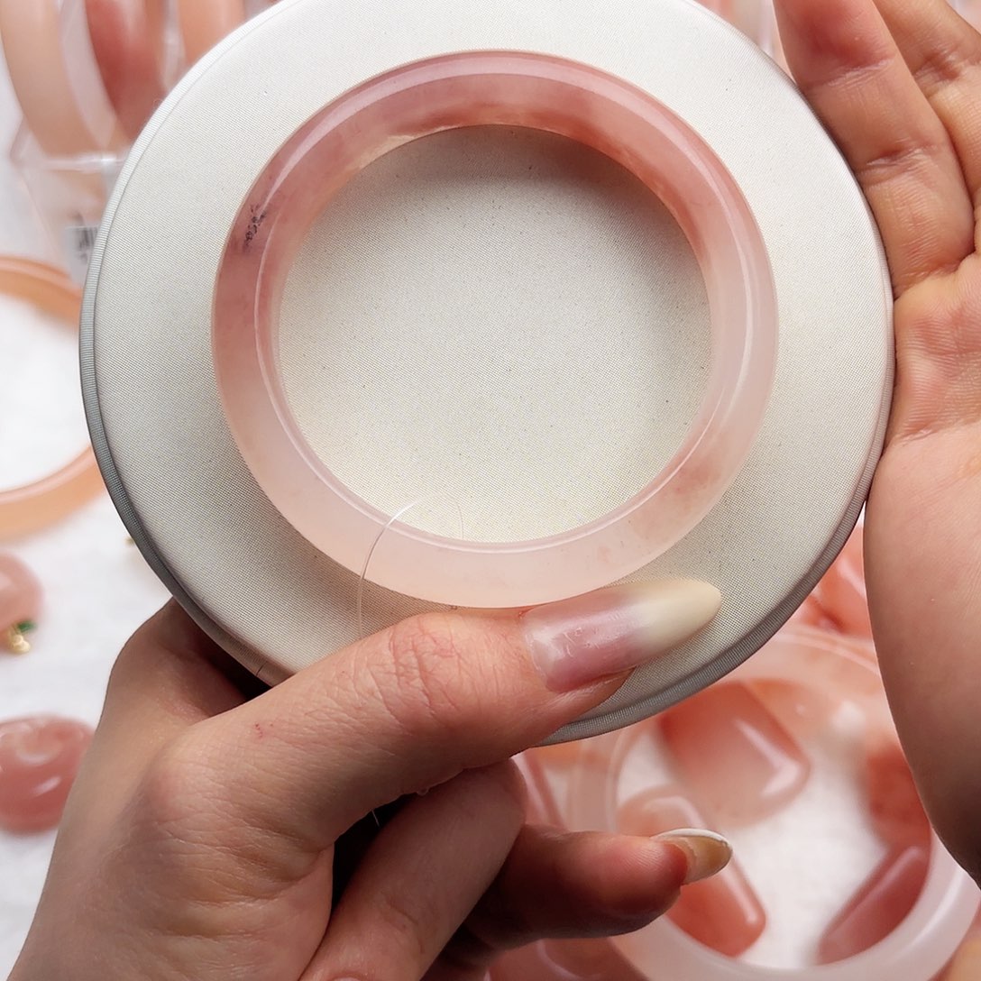 石英质玉手镯未镶嵌55.6