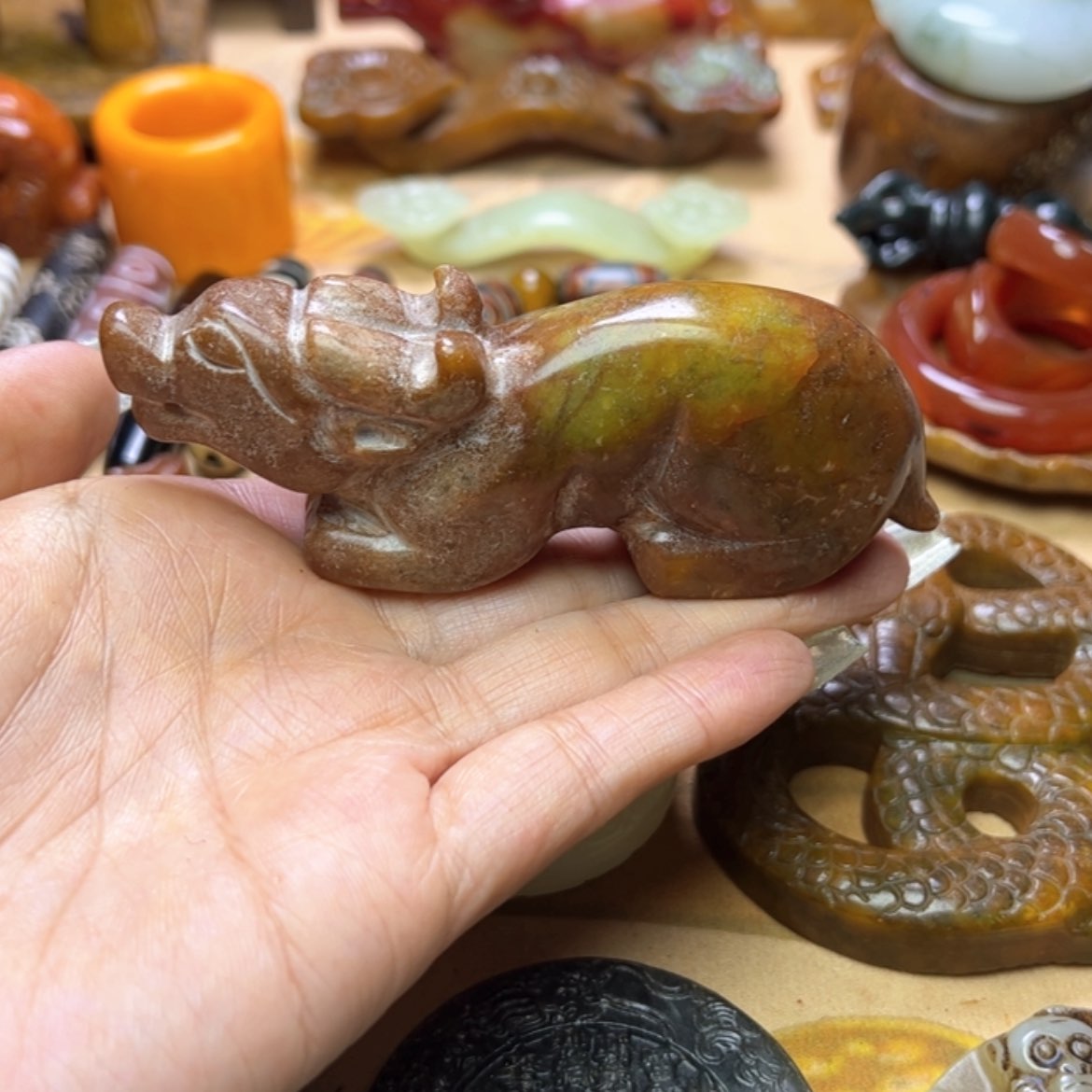 【闪购商品】蛇纹石玉颈饰未镶嵌