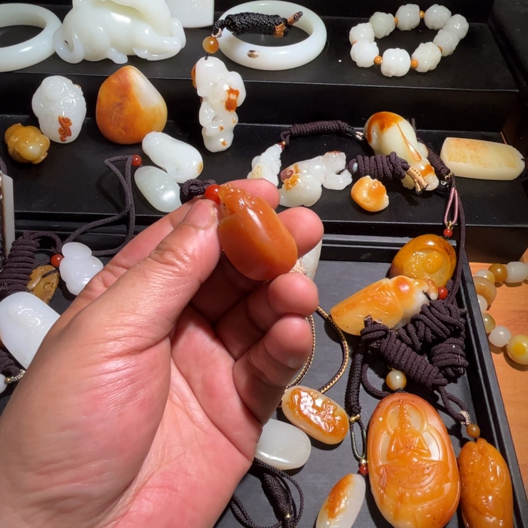 和田玉挂件未镶嵌静*