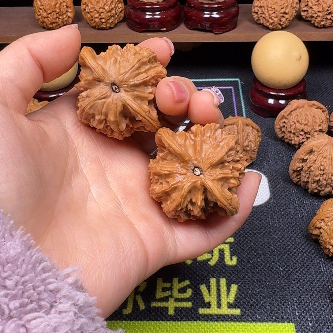 文玩核桃吊坠44全品图图