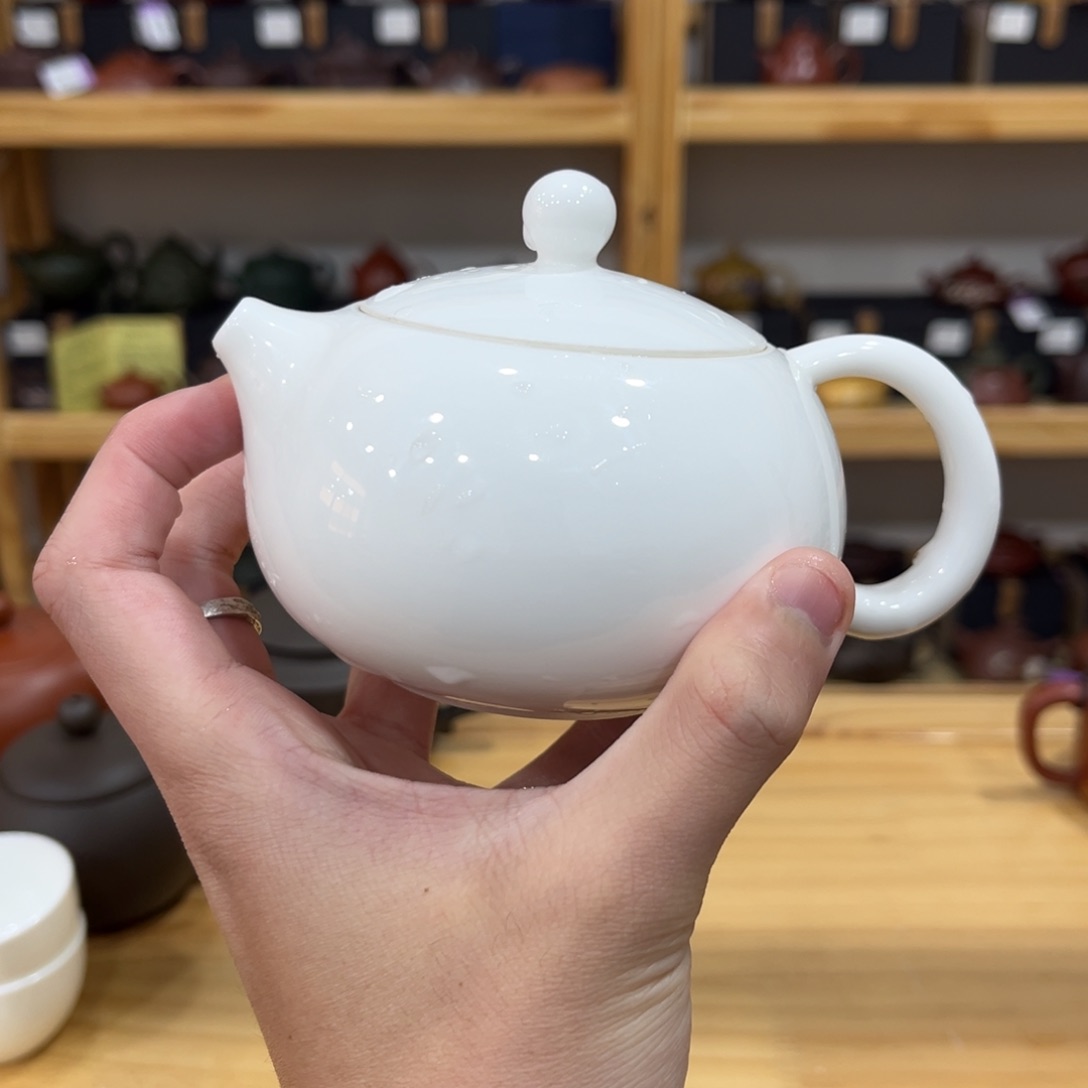 紫砂茶宠茶壶等家用器具