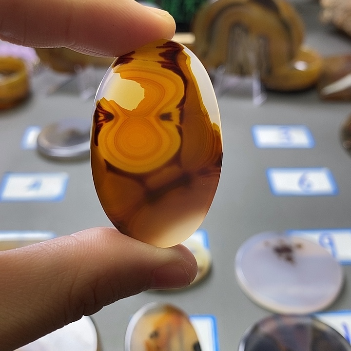 玛瑙/玉髓未镶嵌珠宝半成品112
