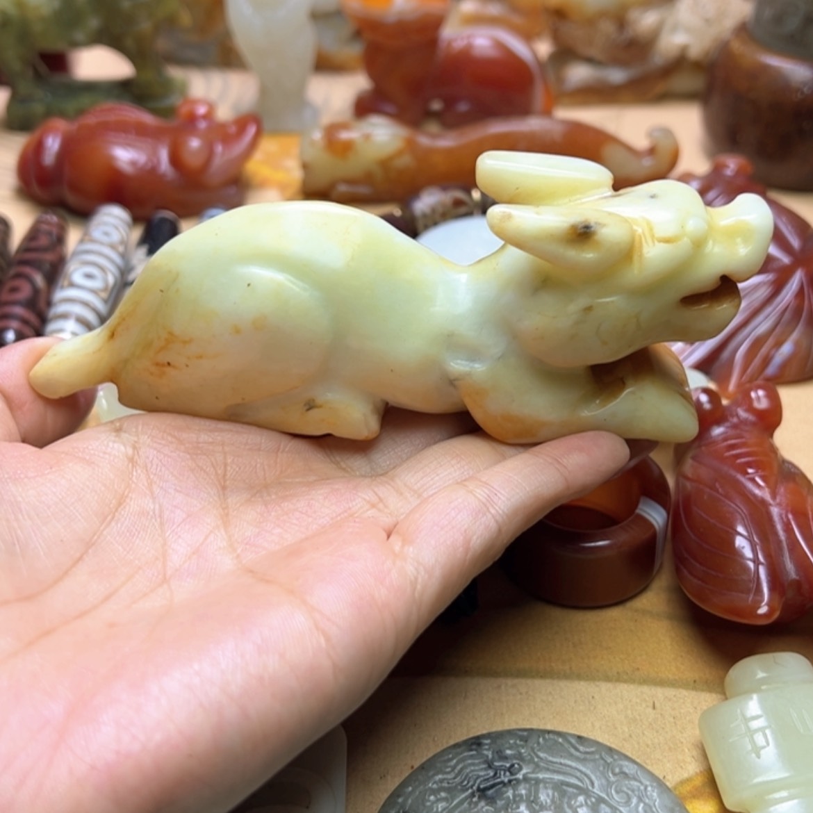 【闪购商品】蛇纹石玉颈饰未镶嵌