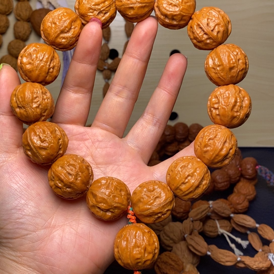 文玩核桃手串还***阳富甲