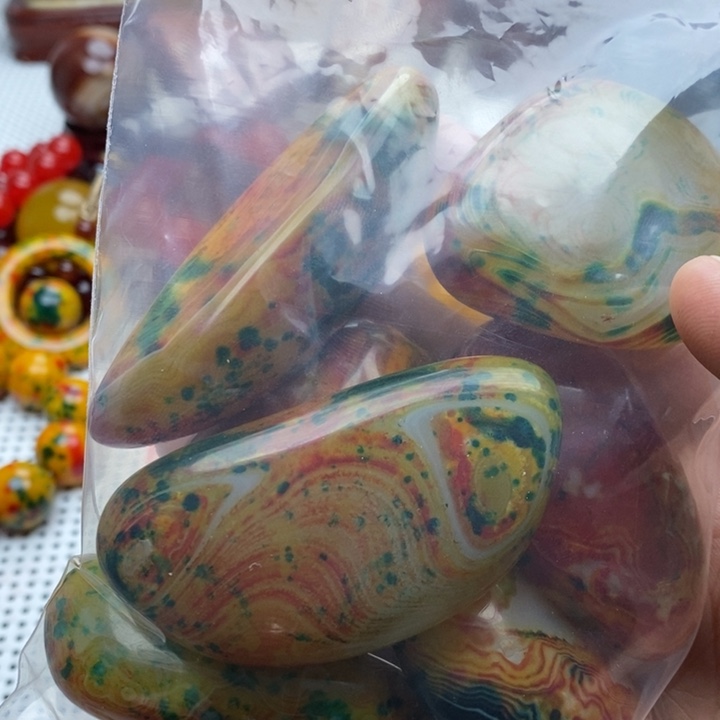 好****玛瑙/玉髓未镶嵌颈饰
