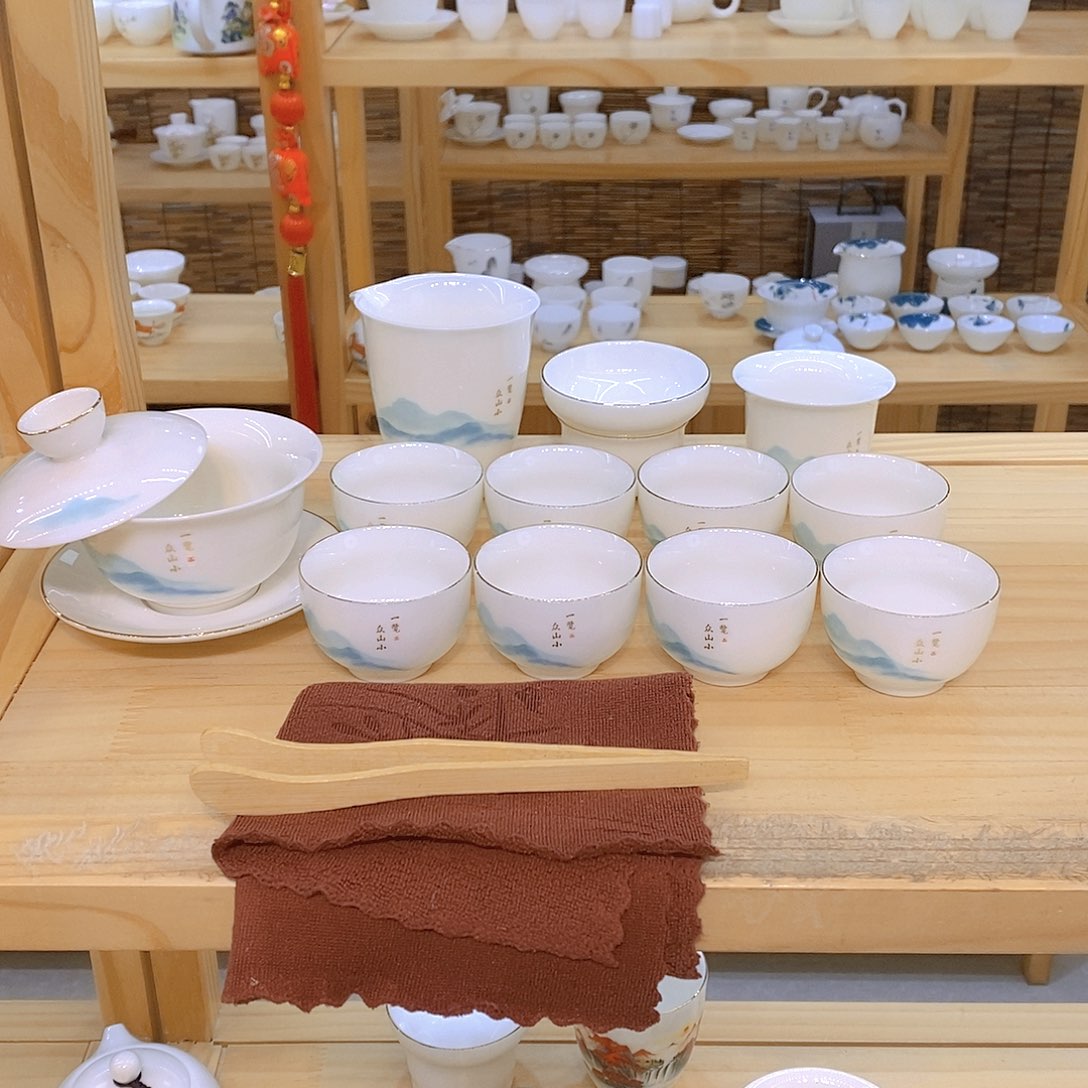 羊脂玉瓷茶具套装