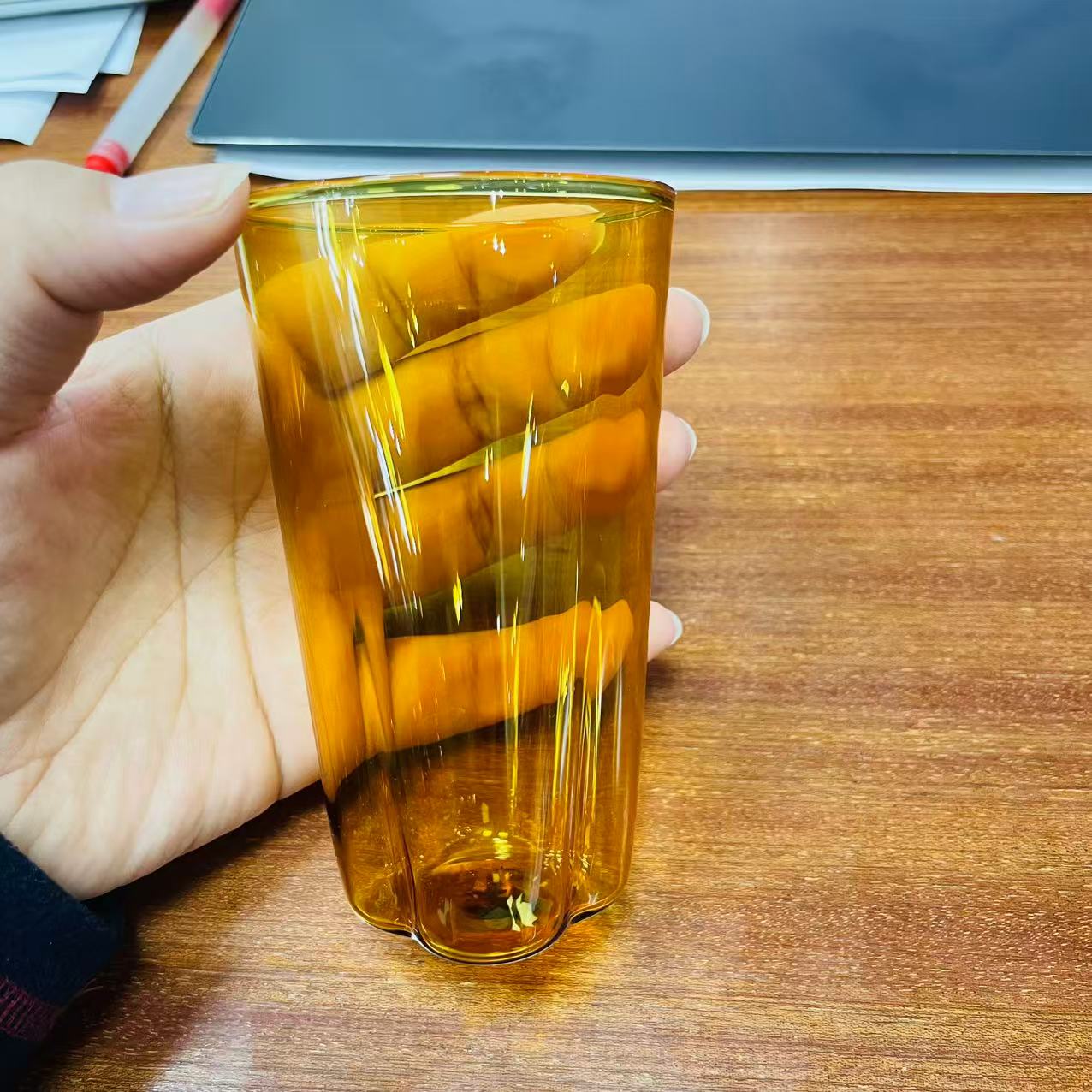 玉见·四叶草幸运杯玻璃杯-琥珀