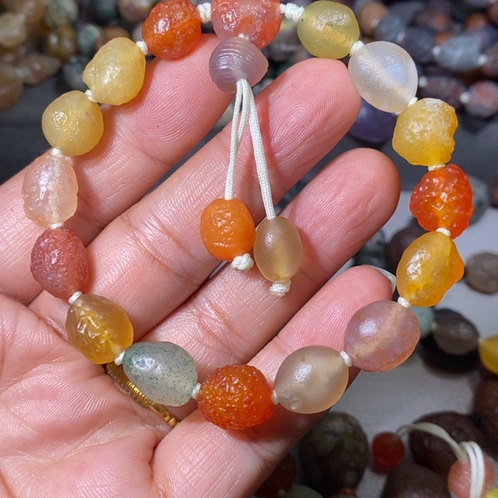 未镶嵌玛瑙/玉髓珠宝奇石