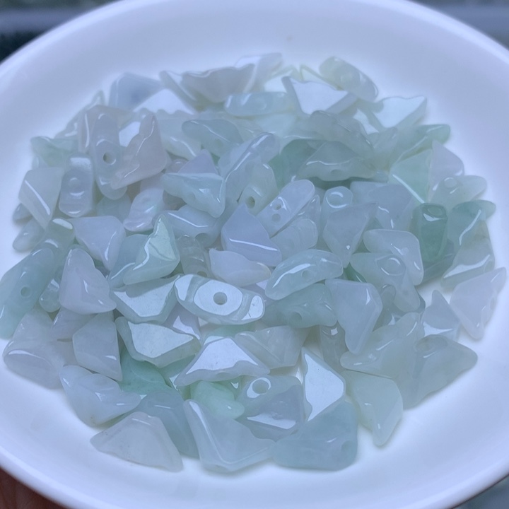 翡翠散珠翡翠小元宝50个