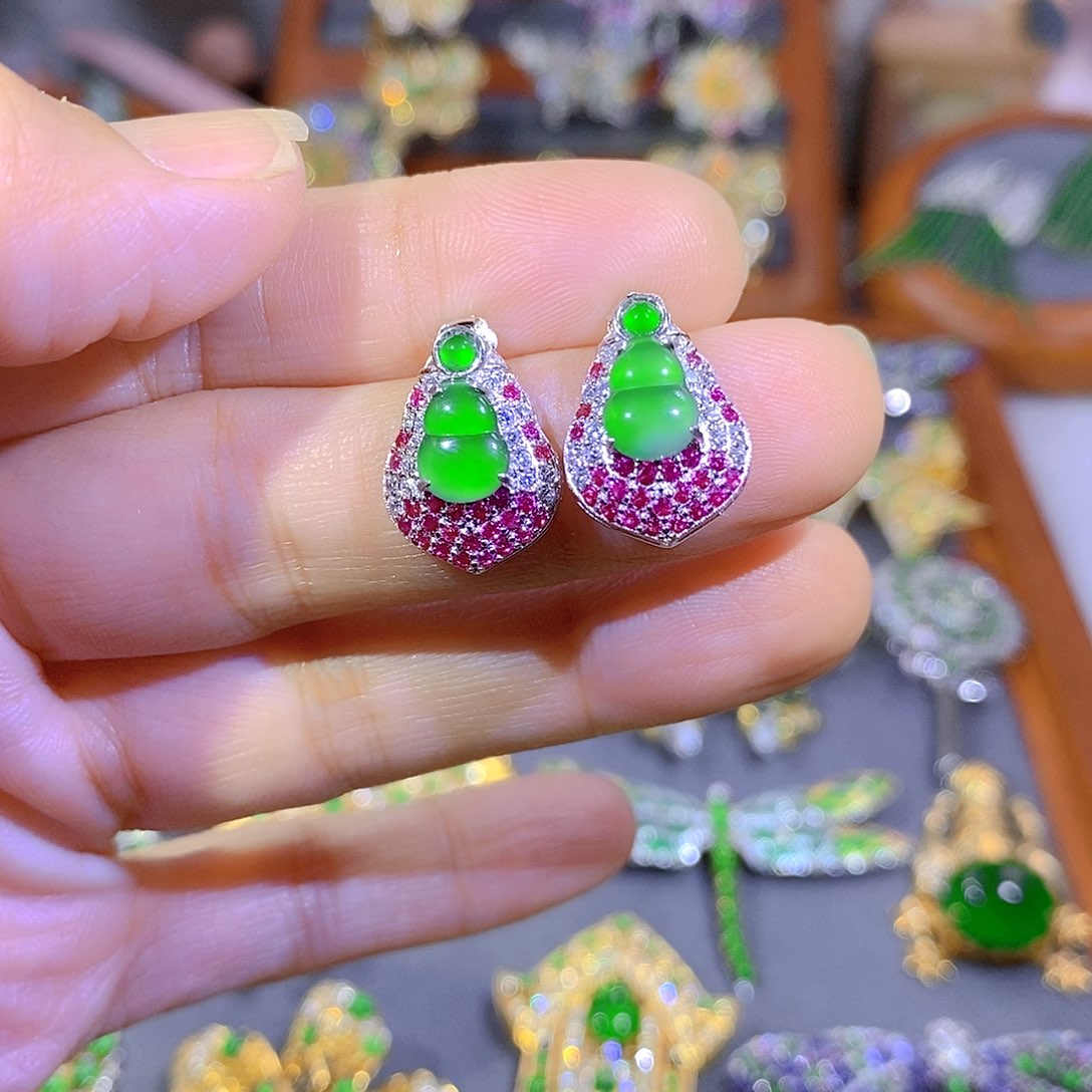 颈饰银S925镶嵌翡翠