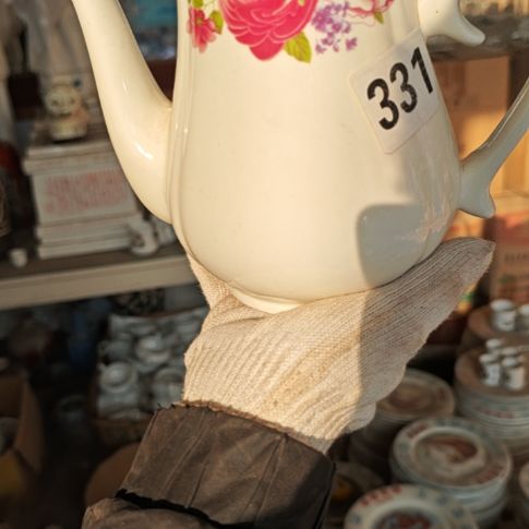 库存瓷片多孔茶壶