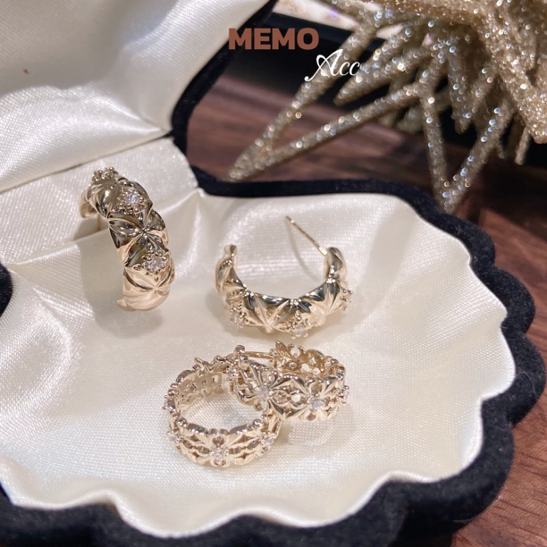 铜合金锆石耳饰 E138 镂空鸢尾 咖啡金气质百搭小众设计感耳圈