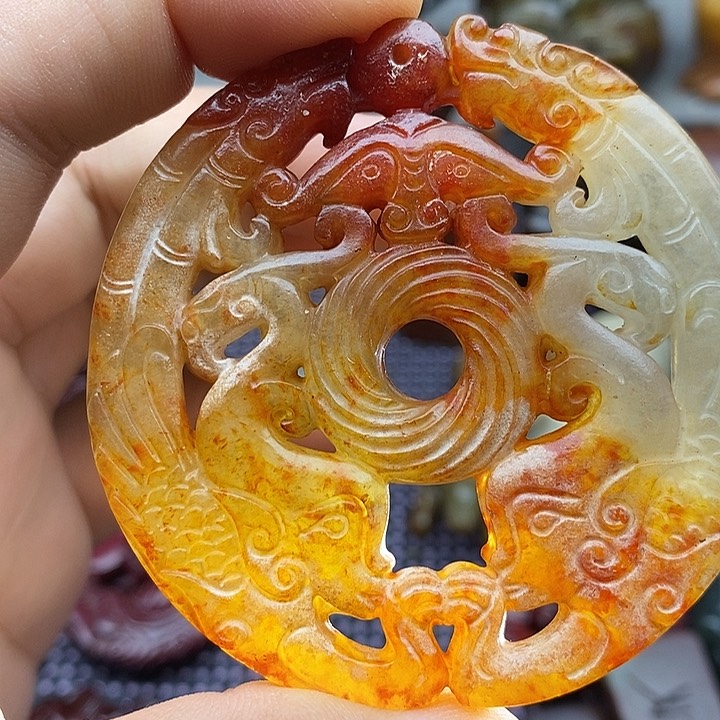 未镶嵌蛇纹石玉颈饰