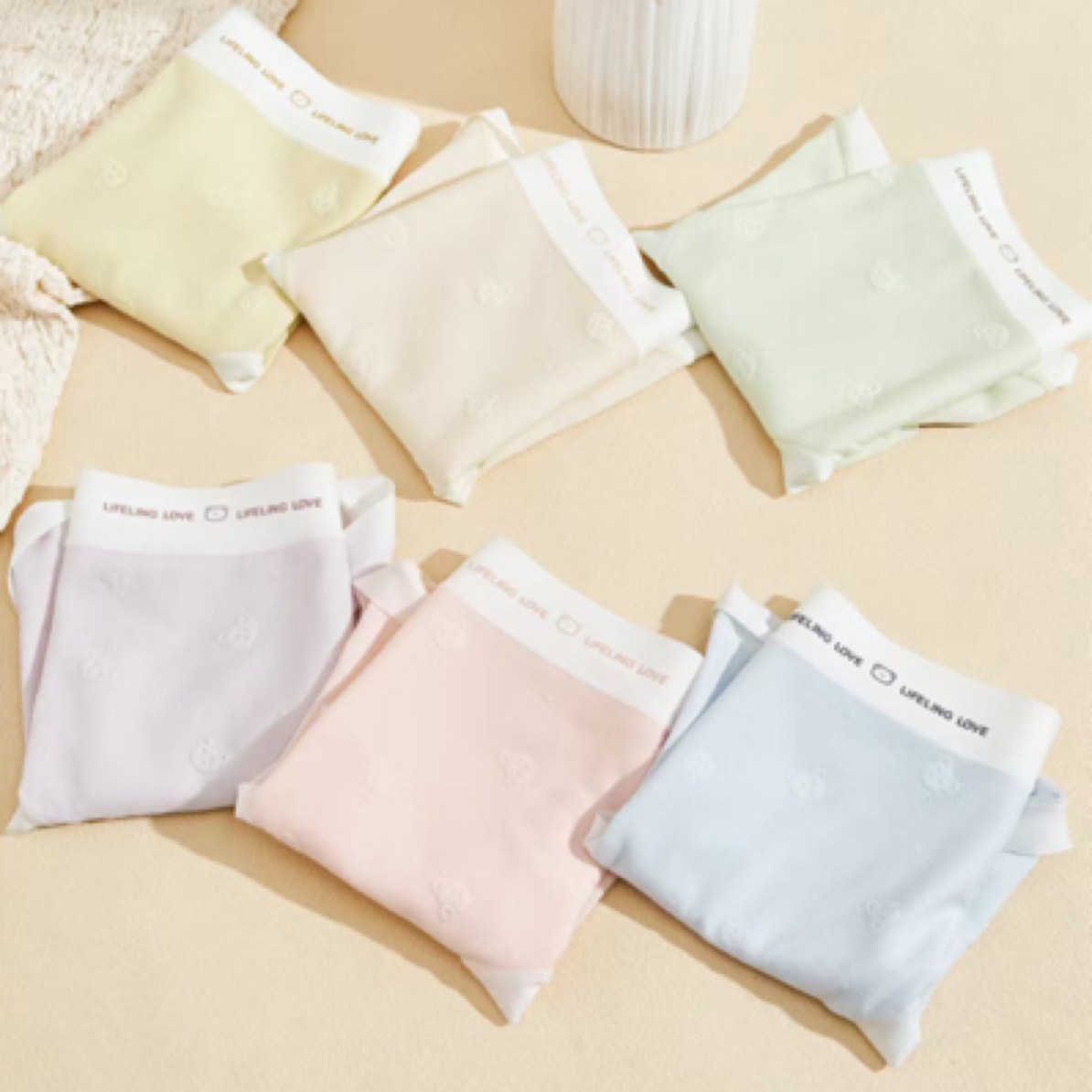 67370#三条盒装（80-130斤）新疆棉质运动系中低腰女士内裤