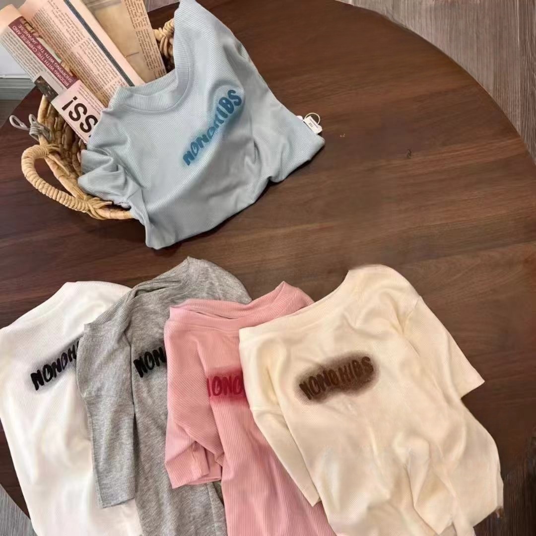 儿童2025夏季新款字母休闲短袖B2683