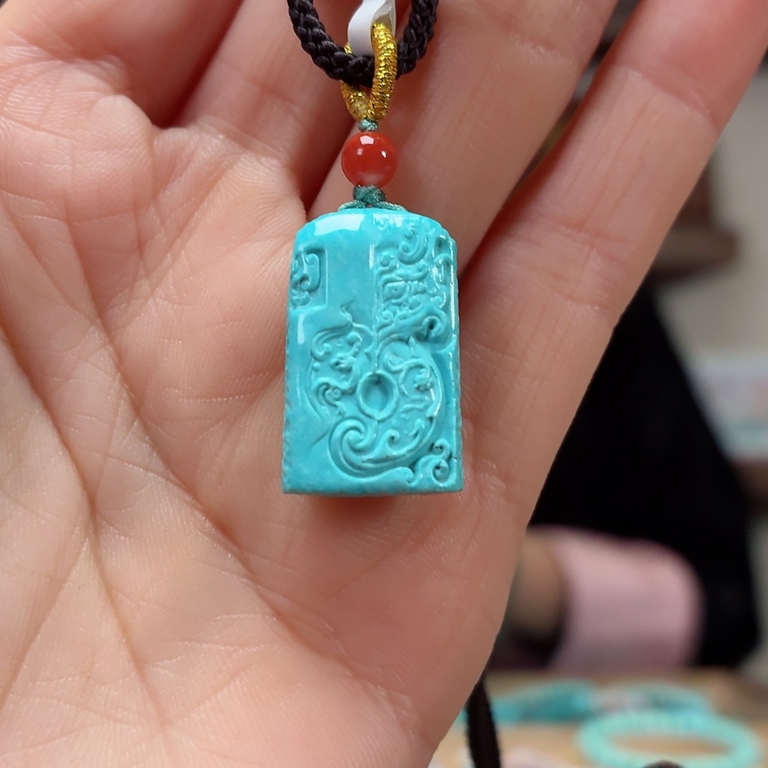 未镶嵌绿松石珠宝奇石