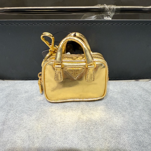 95新 Prada/普拉达 复燃精选/plume零钱包