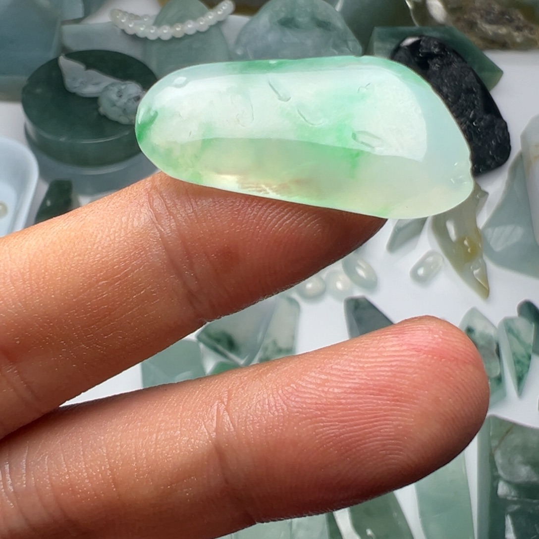 定制翡翠未镶嵌不包工