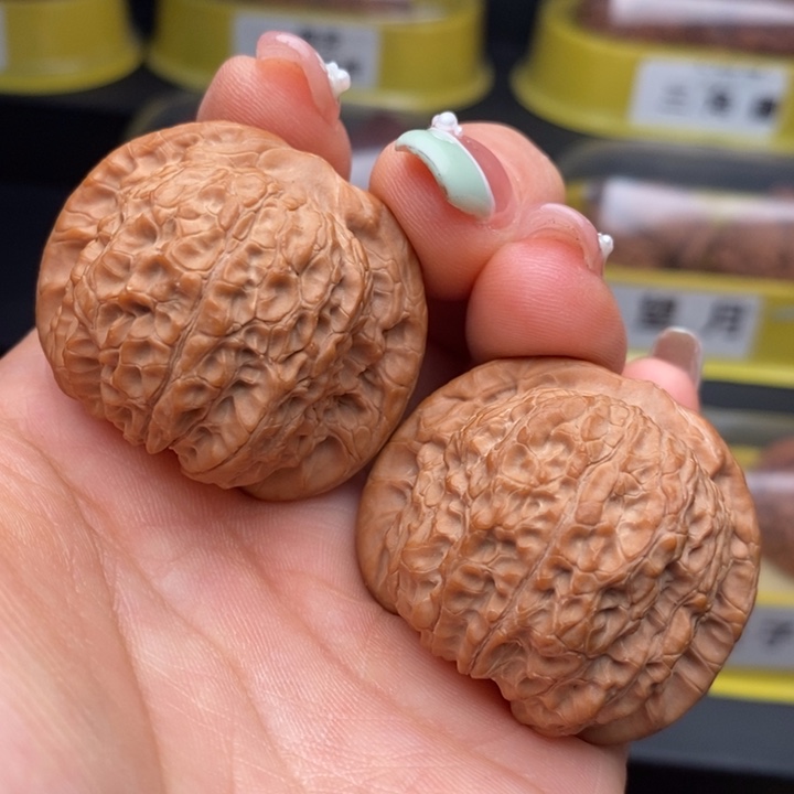 40全品血麒麟文玩把件