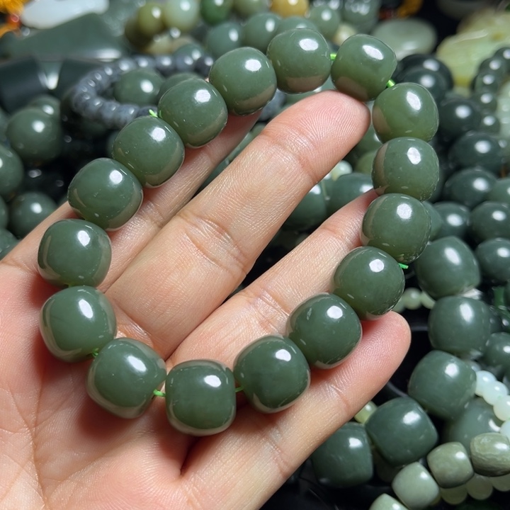 和田玉手串未镶嵌14老行