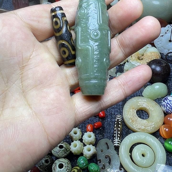 翔***舍玛瑙/玉髓合金颈饰