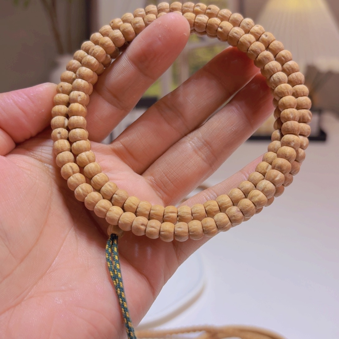 柒***～柏香籽/百香籽吊坠