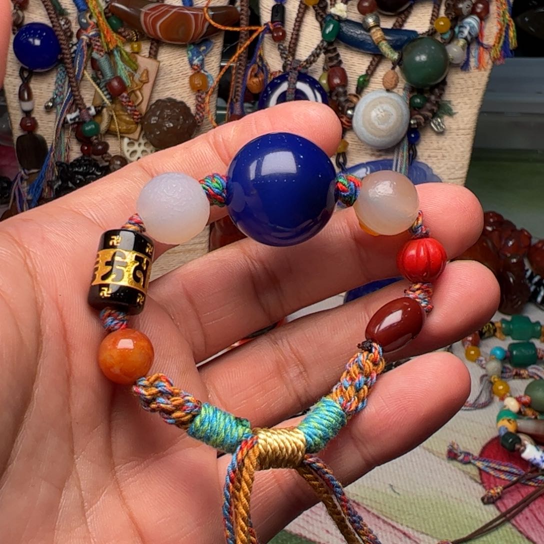 玛瑙/玉髓颈饰未镶嵌