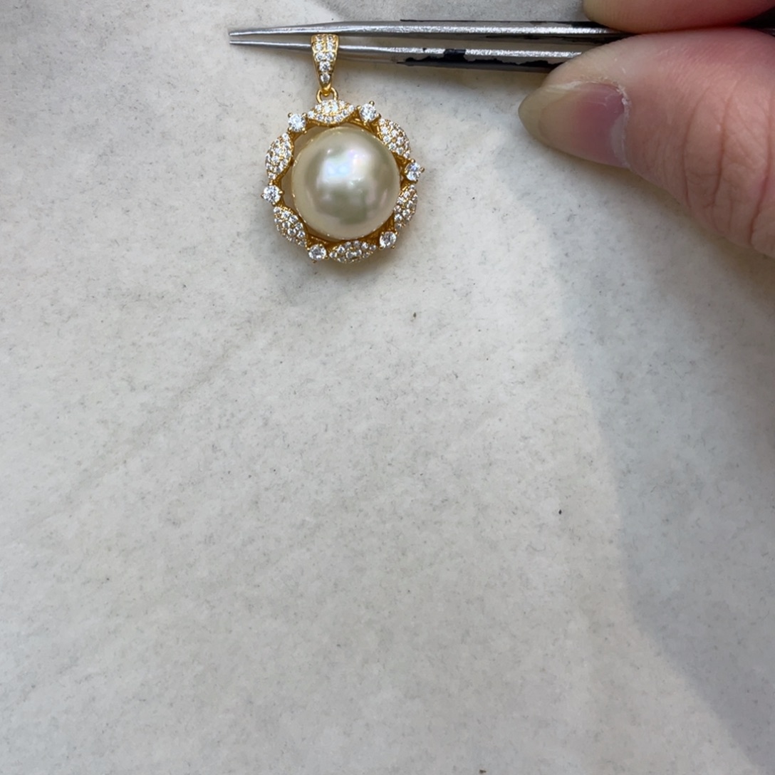 银S925镶嵌海水珍珠吊坠(不含链)