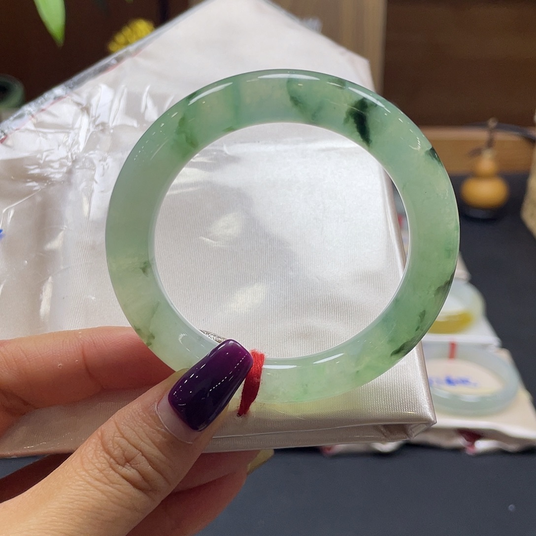 翡翠未镶嵌手镯25 号链接