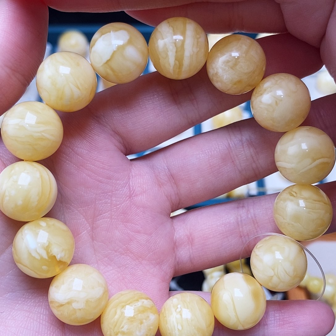 蜜蜡珠宝奇石未镶嵌