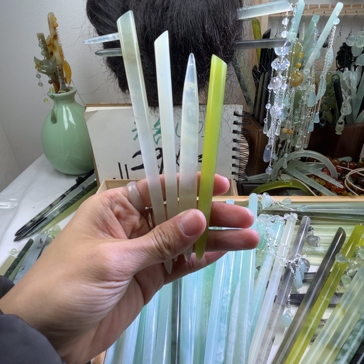 蛇纹石玉发饰未镶嵌4支