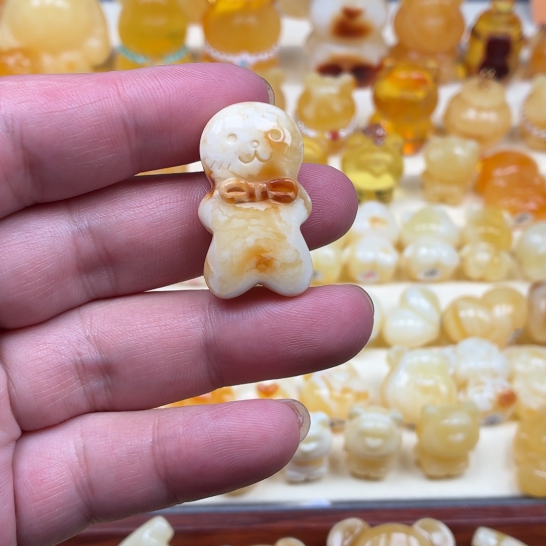 *****琥珀未镶嵌裸石蜜蜡