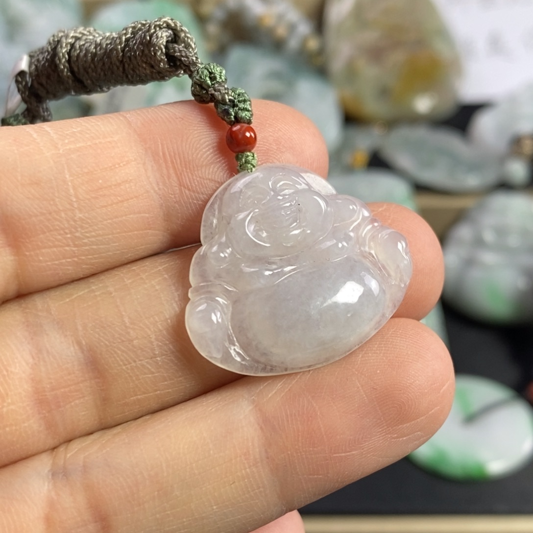 翡翠颈饰未镶嵌佛公