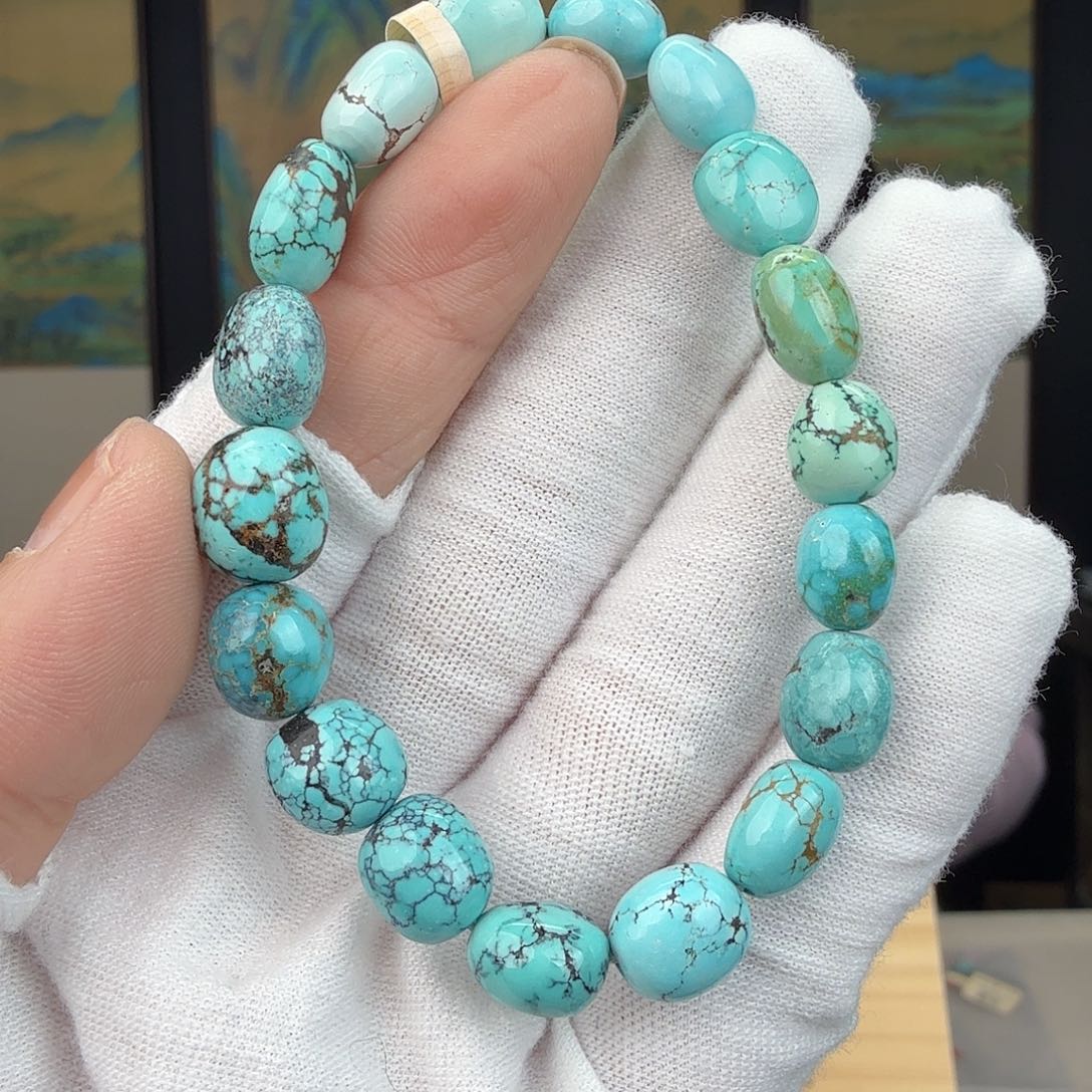 绿松石未镶嵌珠宝奇石