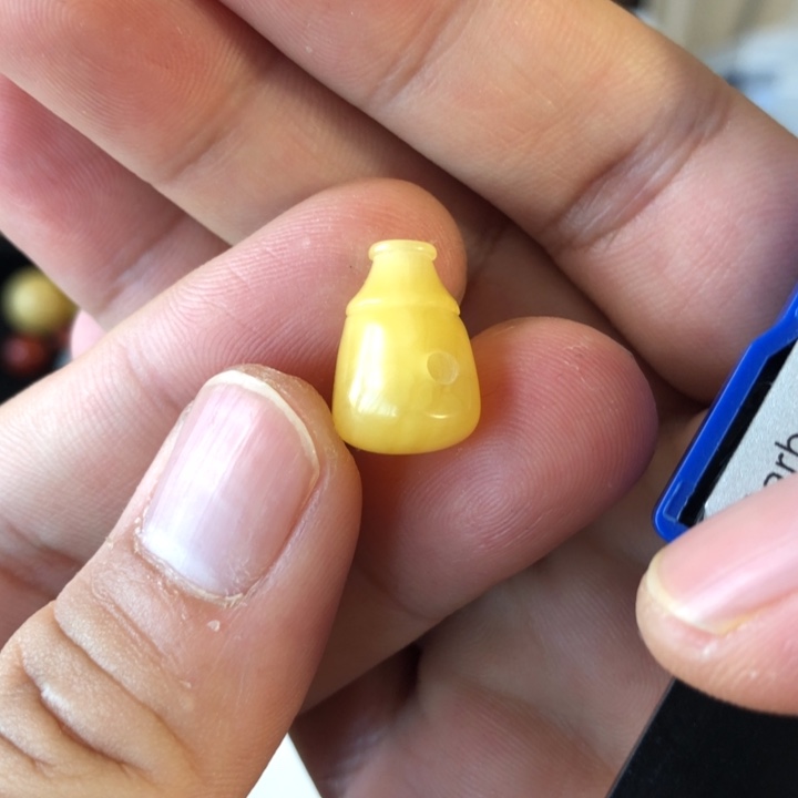 蜜蜡珠宝奇石未镶嵌