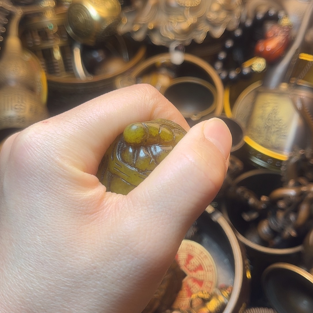 精美铜器工艺品等